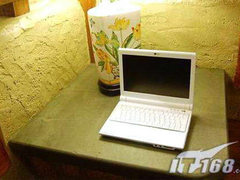 [成都]MM追捧的新宠 炫彩同方iminiS2促