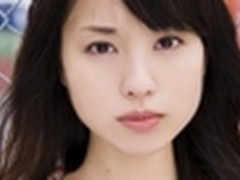 用可牛影像纯色背景布功能制作美女壁纸