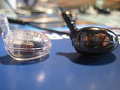 舒尔亮出新旗舰 连推动铁SE425、SE535