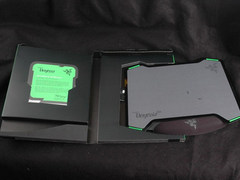 操控更精准 Razer Vespula鼠标垫试玩
