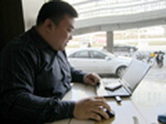 边偷菜边下载 D-Link无线3G猫实景测试