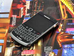 [成都]“小个子”机皇 黑莓9700仅3200!