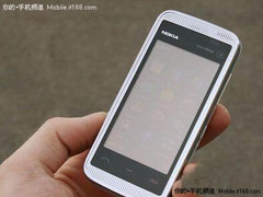 工程塑料材质 诺基亚5530XM仅售1280元