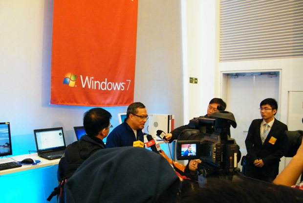 ΢��Windows 7 ��ʽȫ�򷢲�