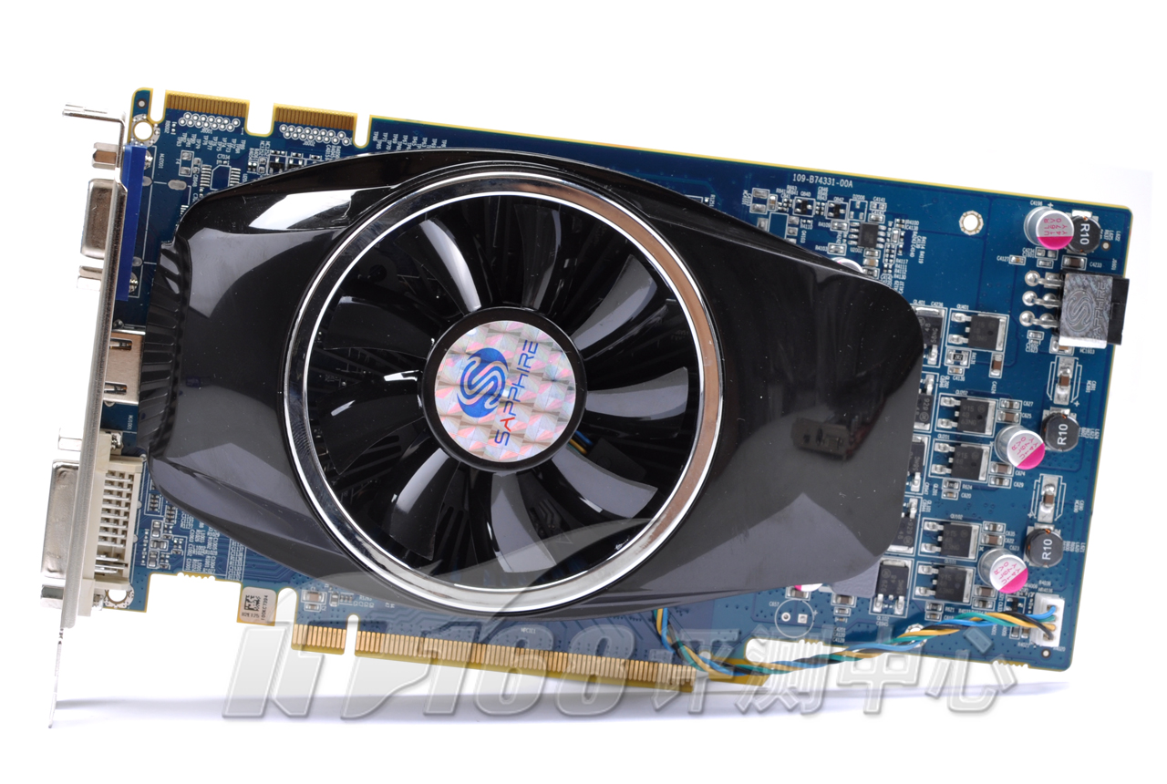 事件:回望昔日,整个DirectX9时代对于ATI来说是几经波折的,有着Radeon9000系列的凯歌,也有着RadeonX1000系列的悲哀。而进入DirectX10时代,经历RadeonHD2000系列的挫折后,属于ATI的那片天空彻底黑暗了...即使我们还记得它是一支勇敢的红色大军,但彻底胜利的美酒对于红色大军来说是显得如此的奢侈。其实我们每一个玩家抚心自问,近年每次ATI发布的新一代产品,谁不总是从心底里面企盼着ATI能上演一场真正胜利的反击战?而这次机会真的来临了,RadeonHD5870携