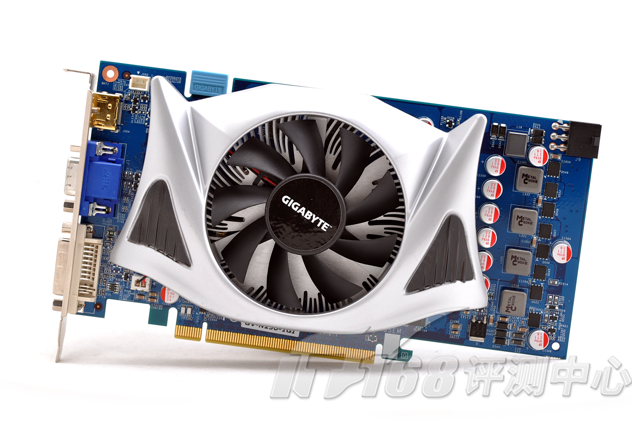 不为"缩水"代言 技嘉绿色gts250全剖析