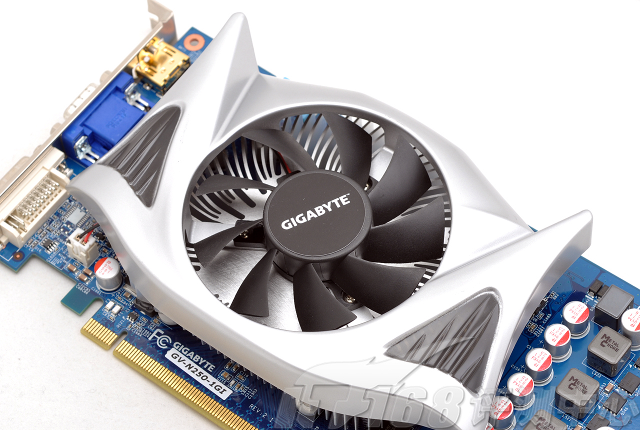 不为"缩水"代言 技嘉绿色gts250全剖析